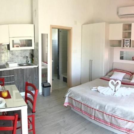 Apartmani Bolero - Obiteljski Odmor 보디체 외부 사진
